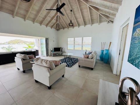 La Vie Est Belle House in Antigua and Barbuda
