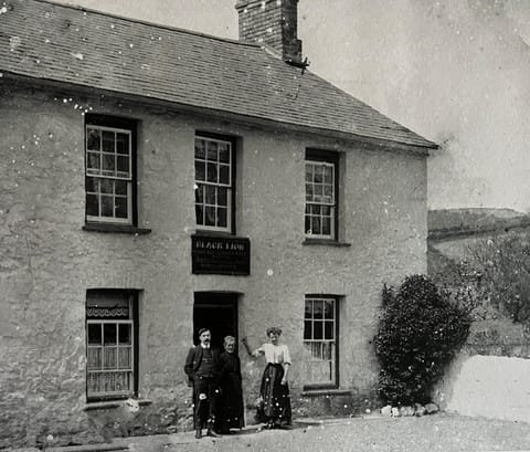 The Welsh Black Inn Posada in Tirymynach