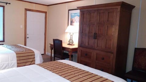 Southern Comfort Inn & Resort Hotel in Greers Ferry Lake