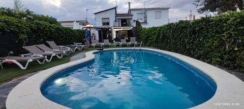 Pool view, Swimming pool