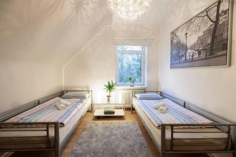 Stilvoll&ruhig wohnen am Wasser Apartment in Hanover