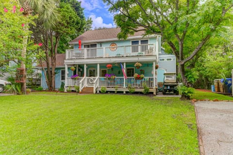 3009 Cameron House in Isle of Palms