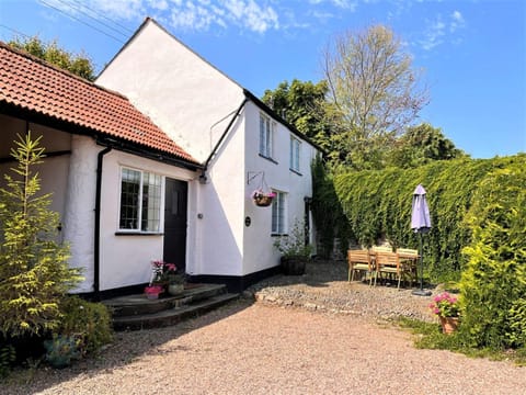 2 Bed in Minehead 90924 House in Minehead