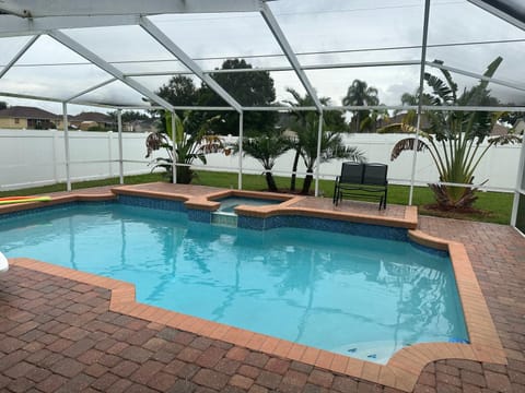 Luxury 4Br/2Ba Lakeland Pool Home House in Lakeland