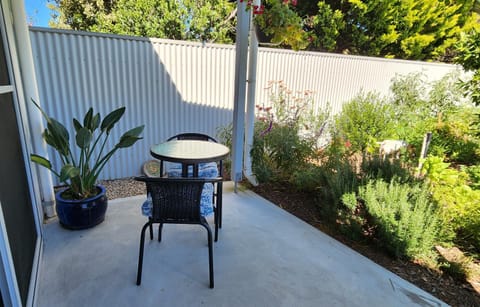 Patio, Garden view