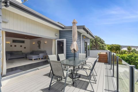 Bay Vista Retreat House in Tasman District, Tasman, New Zealand