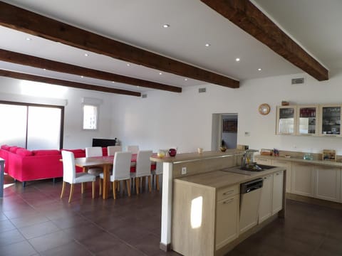 Spacieuse villa a St Cyprien pour 15 Villa in Saint-Cyprien