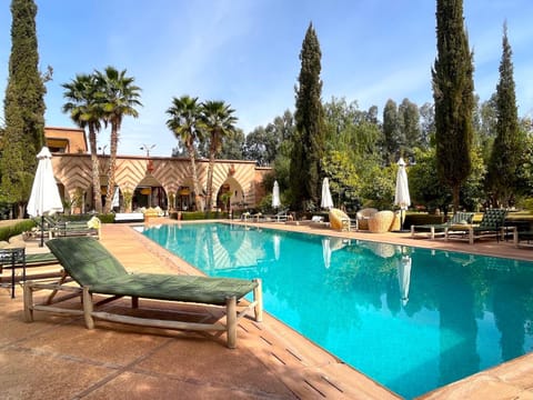 Patio, Pool view, Swimming pool, sunbed