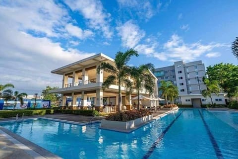 Entire 2BR condo 8 Spatial Maa Davao Apartment hotel in Davao City