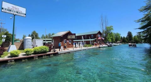 12pm CHECK OUT WINTER Schuss Mountain Casa in Torch Lake