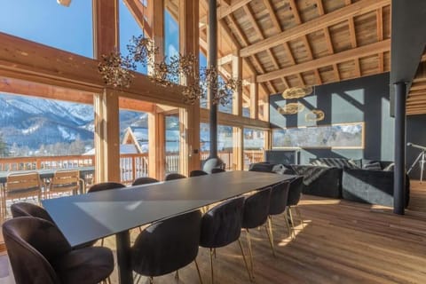 Luxury resort 5* Serrechevalier Chalet in Le Monêtier-les-Bains