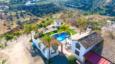 Natural landscape, Mountain view, Swimming pool