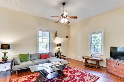 Watkinsville Cottage with Yard 9 Mi to UGA House in Athens