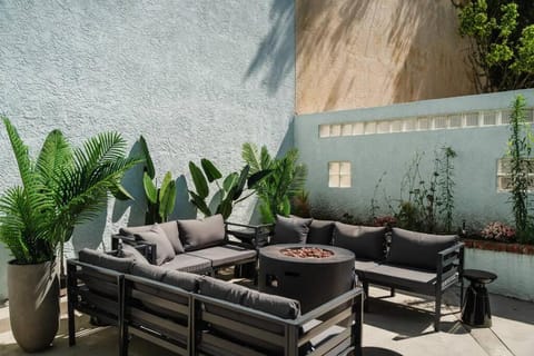 Patio, Day, Garden, Seating area, Garden view