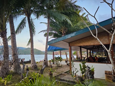 DK2 Resort - Hidden Natural Beach Spot - Direct Tours & Fast Internet Resort in El Nido