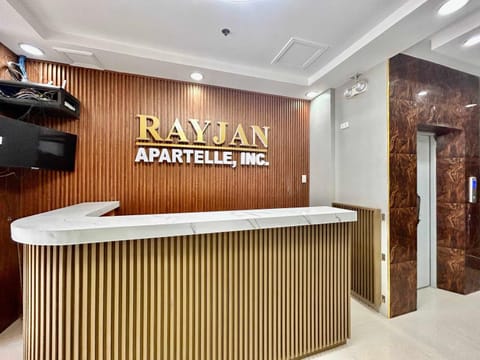 OYO 1045 Rayjan Apartelle Hôtel in Las Pinas