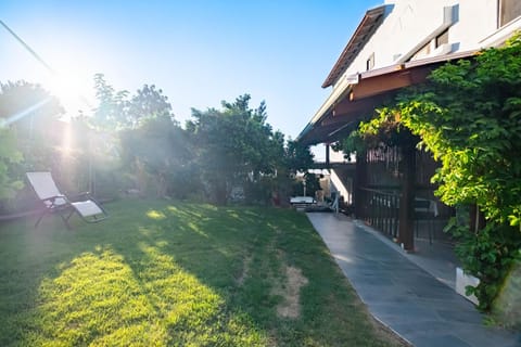 Garden, Garden view