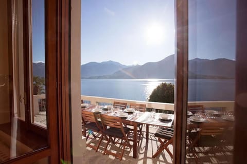 Lenno Apartment, Period Villa Located On The Lake Appartement in Lenno