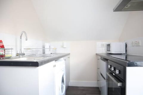 TTSA - Essential 1 Bedroom Apartment 1 Croydon Apartment in Croydon