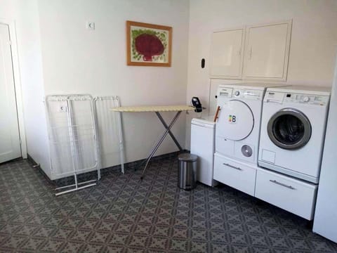 laundry, washing machine, dryer