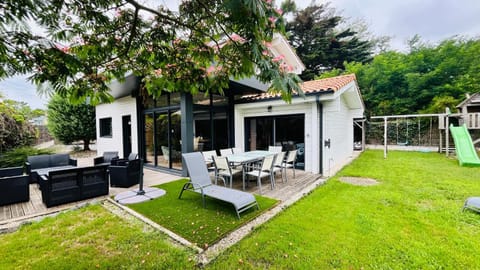 Patio, Facade/entrance, Children play ground, Garden