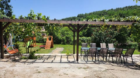 Къща за гости Роден Балкан House in Gabrovo, Bulgaria