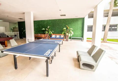 Game Room, Game Room, Table tennis, Table tennis