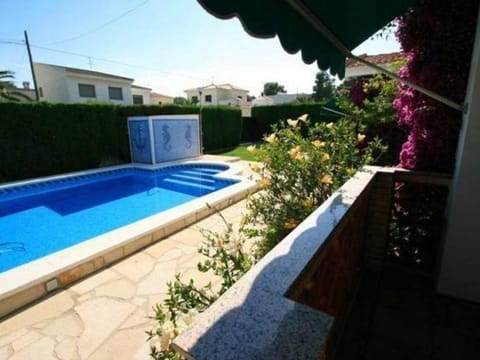 Villa en Ametlla de Mar para 12 personas con piscina privada y acceso directo a la playa - HISP-217-223 Villa in Baix Ebre