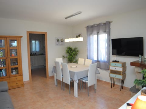 Villa para 12 con piscina privada y segura, 1.8 km de la playa - HISP-217-224 Villa in Baix Ebre