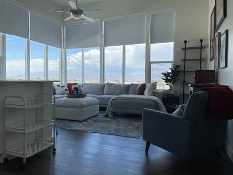 Living room, Seating area, City view, fireplace