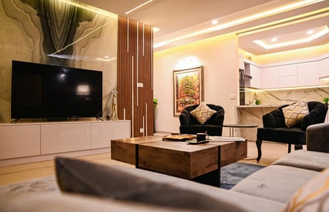 Grande Deluxe Luxury Apartment Condo in Islamabad