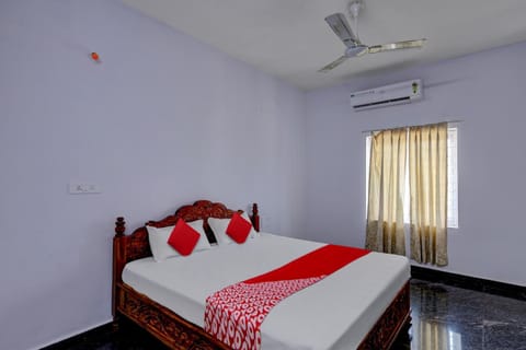 OYO JDR GARDENS Hôtel in Tirupati