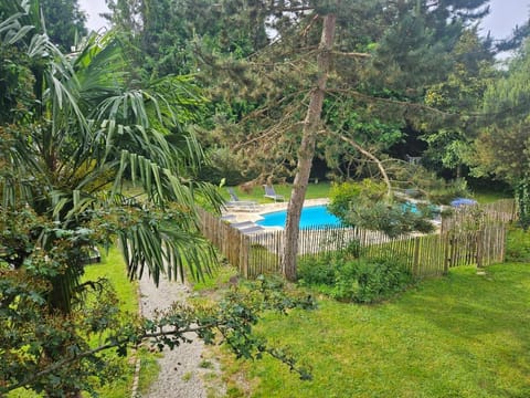 Garden view, Pool view, sunbed