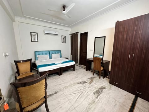 Nityaz Residency Hotel in Noida