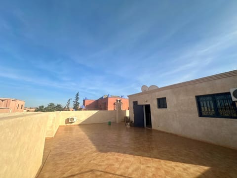 Villa Paola avec piscine à 15 minute de Marrakech Chalet in Marrakesh