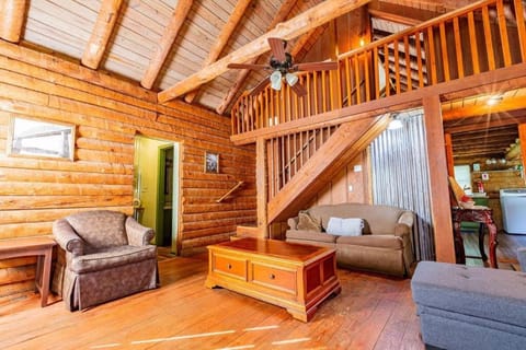 Genuine log cabin minutes away from Chattanooga's top attractions Maison in Chattanooga