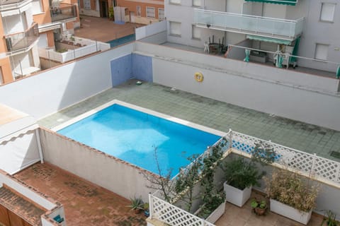 Patio, Swimming pool