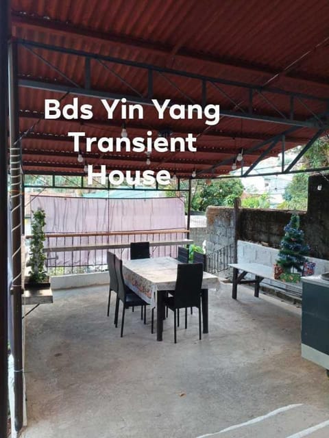 BDS Yin Yang Transient House Vacation rental in Baguio