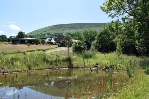 Luxury Spacious Country Home w/ Mountain Views Maison in Crucorney