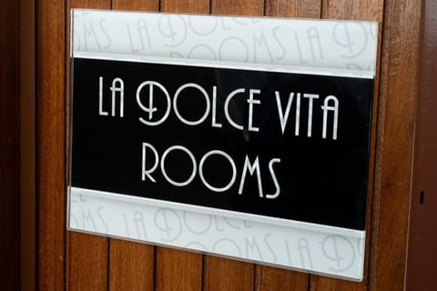 La dolce vita rooms Bed and Breakfast in Rome