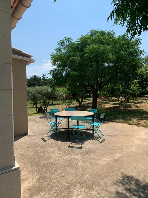 L'Oliveraie Serroise House in Carpentras