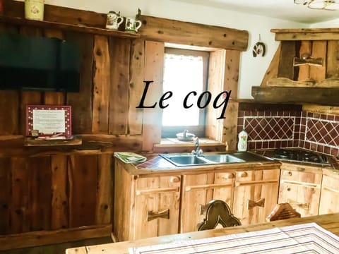 Chèvres à Cheval - Apartment Apartment in Aosta Valley, Italy