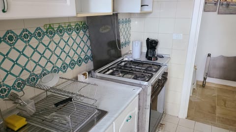 Cozy Apartment Ennasr Condo in Tunis