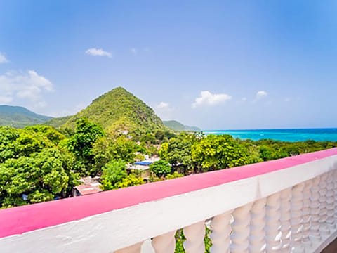 View (from property/room), Balcony/Terrace, Mountain view, Sea view