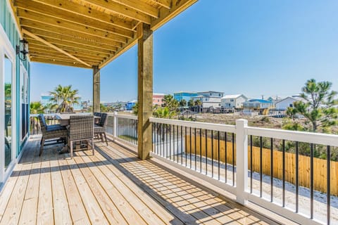 Sandy Pines House in West Beach