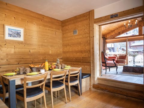 Chalet confortable avec cheminée, animaux acceptés, parking, wifi gratuit - FR-1-181-2796 Chalet in La Plagne-Tarentaise