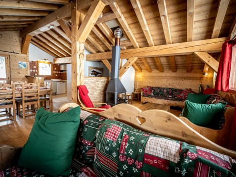 Chalet spacieux 15 pers. à Plagne 1800, au pied des pistes avec jacuzzi et sauna - FR-1-181-2791 Chalet in Mâcot-la-Plagne