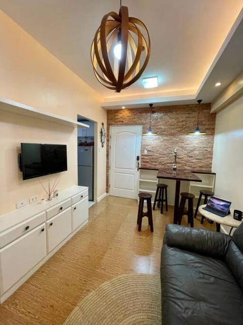 Communal lounge/ TV room, TV and multimedia, Living room, Seating area