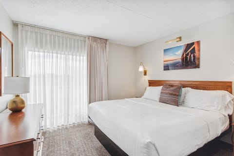 Cape Suites Room 8 - Free Parking! Hotel Room Hotel in Rehoboth Beach
