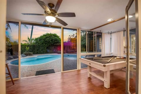 Villa, Beach, Pool, Spa, Games Casa in Cutler Bay